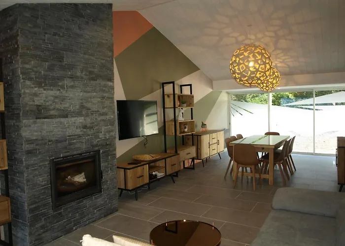 Maison Renovee, Proche Foret Et - Fr-1-323-371 *